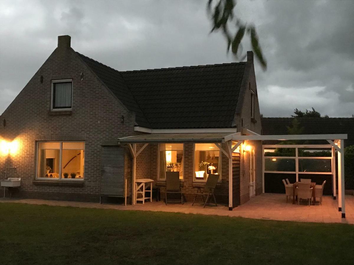 Stinswoning " Waadhoeke " Tzummarum Extérieur photo